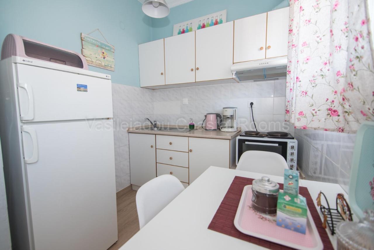 Vasileiadou Coastal Rooms Флогіта Екстер'єр фото